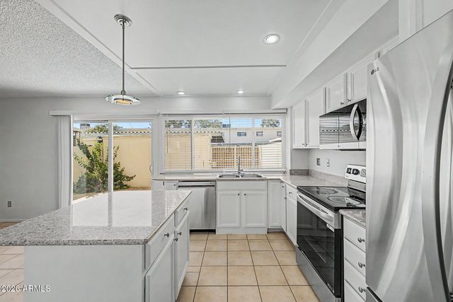 2060 W Hazelwood Parkway 2060, Phoenix, AZ 85015