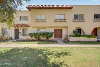 2060 W Hazelwood Parkway 2060, Phoenix, AZ 85015