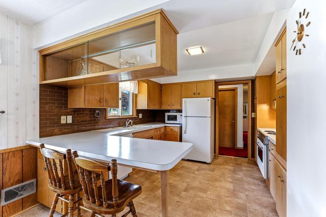 1935 Flandrau Street, Maplewood, MN 55109