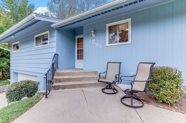 1935 Flandrau Street, Maplewood, MN 55109