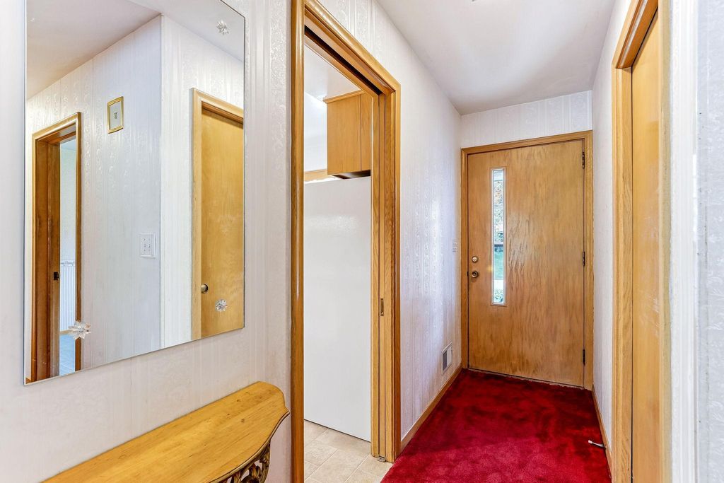 1935 Flandrau Street, Maplewood, MN 55109 — photo 4