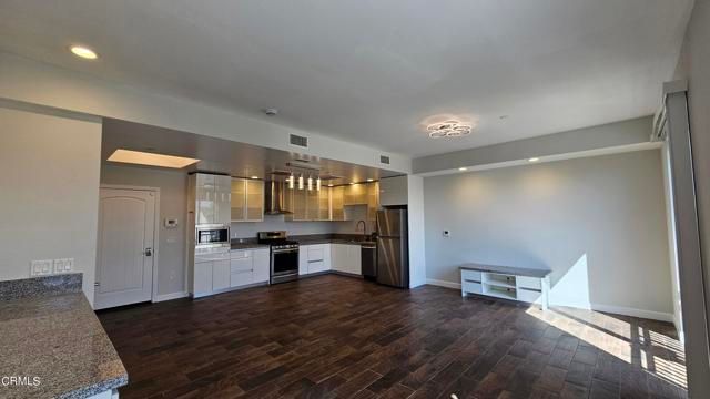 28 N 3rd Street B214, Alhambra, CA 91801