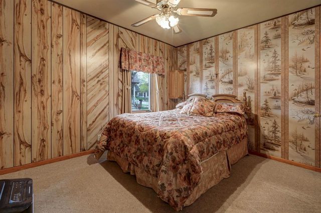 216 WILLIAMS STREET, Combined Locks, WI 54113