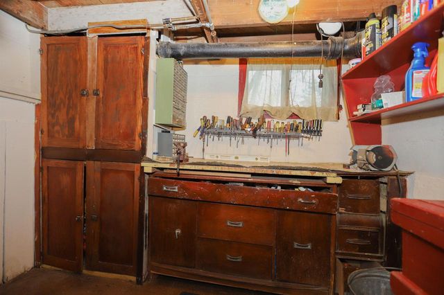 216 WILLIAMS STREET, Combined Locks, WI 54113
