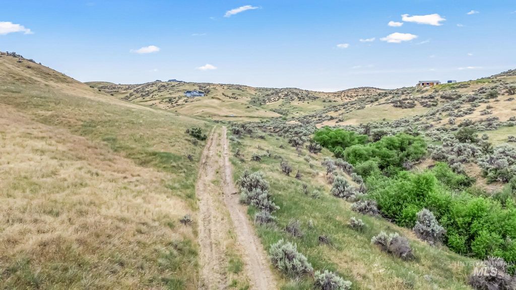 5345 Hidden Hollow Ln., Emmett, ID 83617