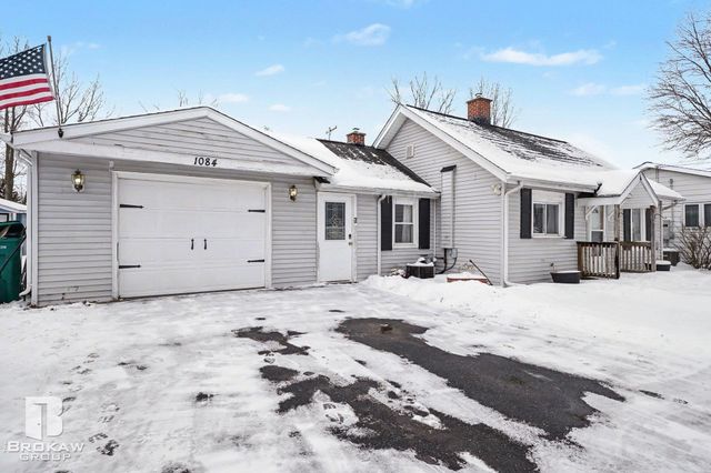 1084 Midland Road, Bay City, MI 48706