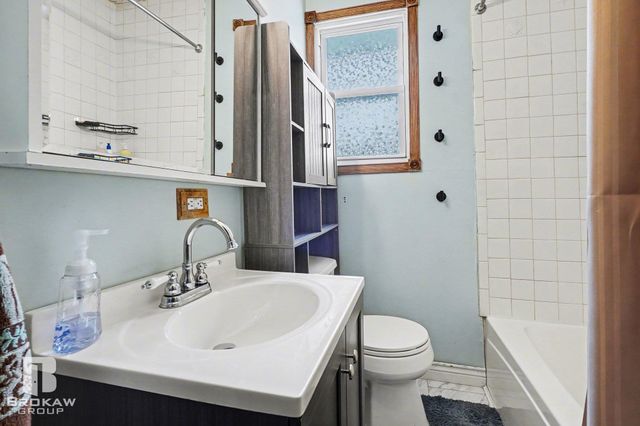 1084 Midland Road, Bay City, MI 48706