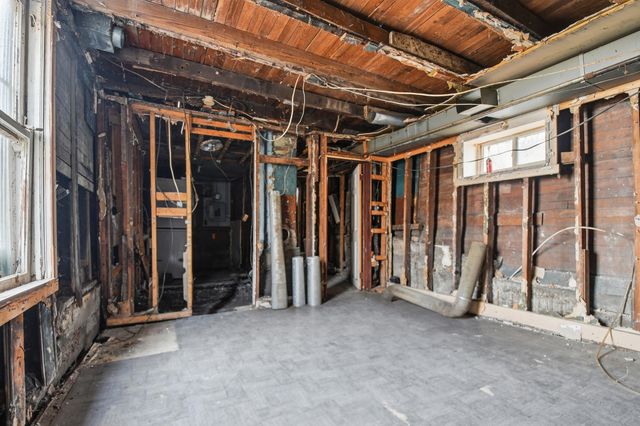 1222 John Street, Covington, KY 41016