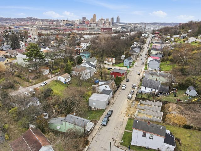 1222 John Street, Covington, KY 41016