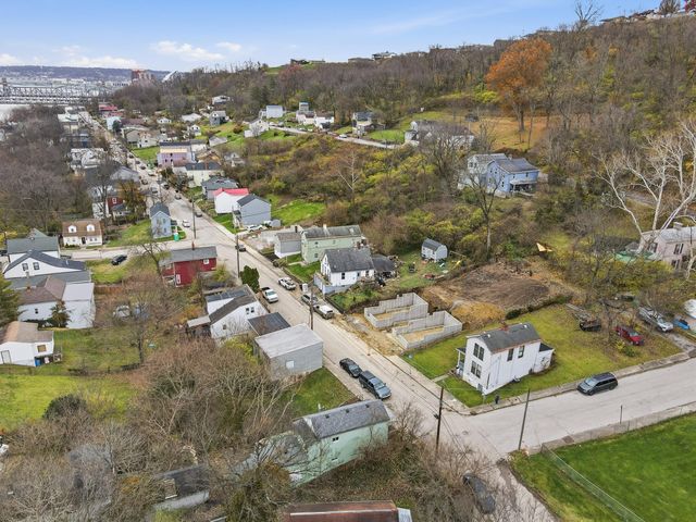 1222 John Street, Covington, KY 41016