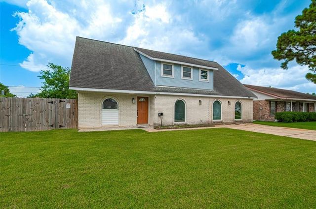 10902 Sagevale Lane, Houston, TX 77089