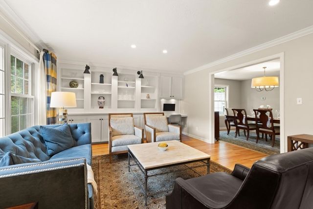 14 Mallard Dr, Sharon, MA 02067