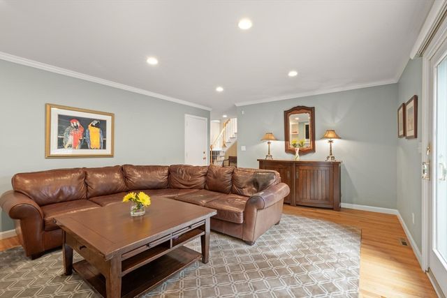 14 Mallard Dr, Sharon, MA 02067
