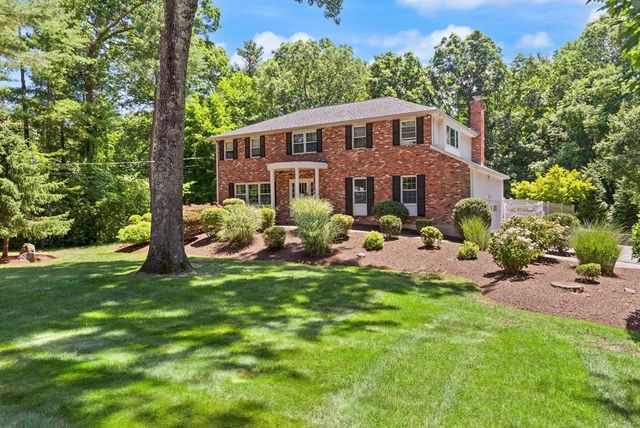 14 Mallard Dr, Sharon, MA 02067
