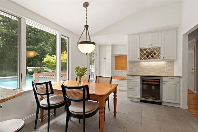 14 Mallard Dr, Sharon, MA 02067