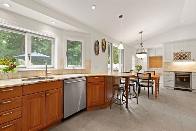 14 Mallard Dr, Sharon, MA 02067
