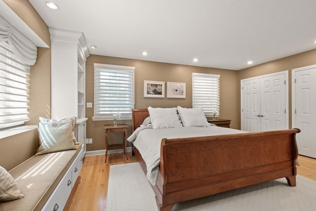 14 Mallard Dr, Sharon, MA 02067