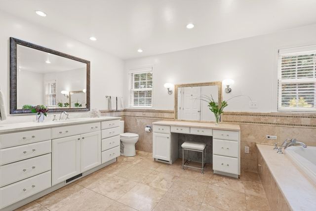 14 Mallard Dr, Sharon, MA 02067