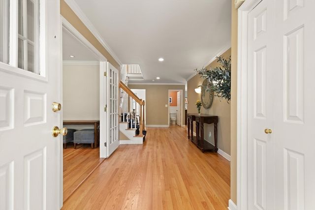 14 Mallard Dr, Sharon, MA 02067