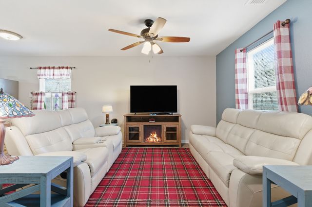 1337 Fox Hollow Court, Pelican Bay, TX 76020