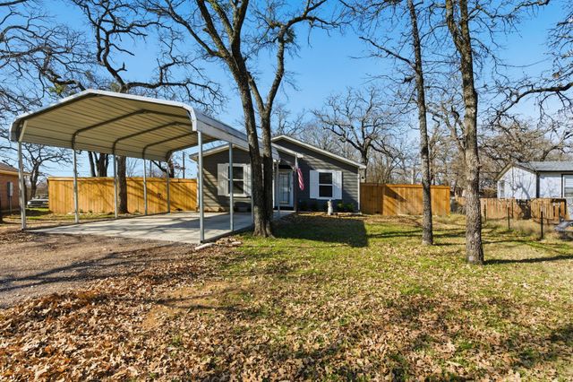 1337 Fox Hollow Court, Pelican Bay, TX 76020