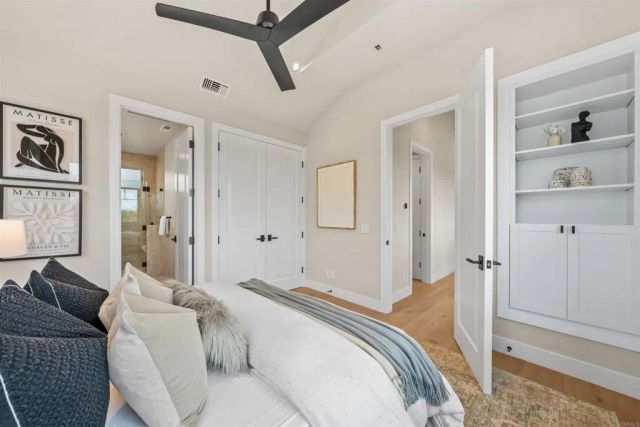 305 J Avenue, Coronado, CA 92118
