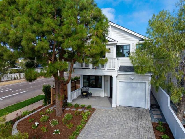 305 J Avenue, Coronado, CA 92118