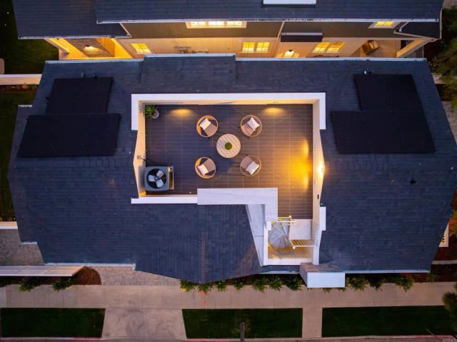 305 J Avenue, Coronado, CA 92118