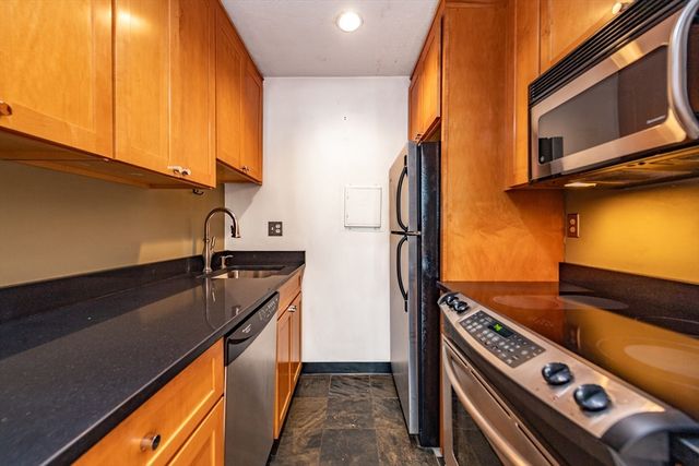 24 Hancock St 2, Boston, MA 02114