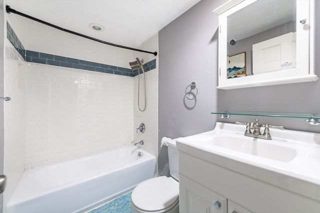 24 Hancock St 2, Boston, MA 02114