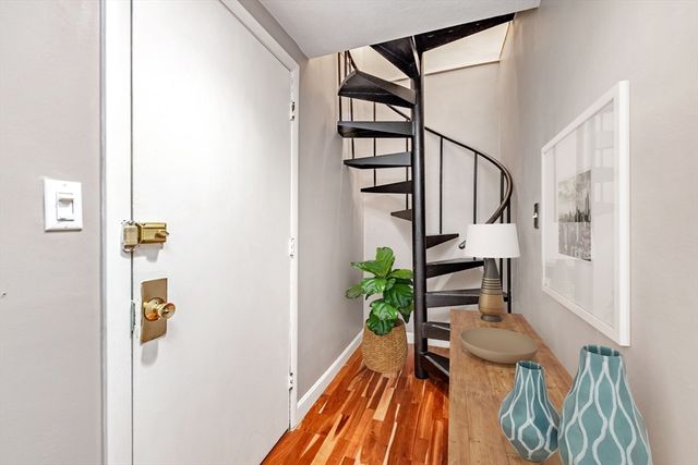 24 Hancock St 2, Boston, MA 02114