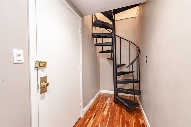 24 Hancock St 2, Boston, MA 02114