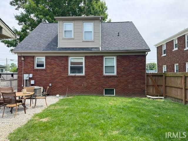 415 S Bennighof Avenue, Evansville, IN 47714