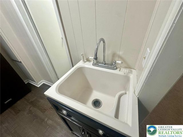 13 Longwood Circle, Moore Twp, PA 18014