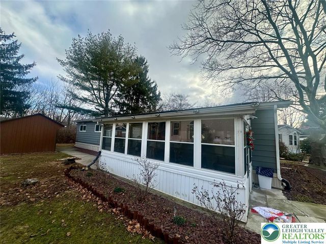 13 Longwood Circle, Moore Twp, PA 18014