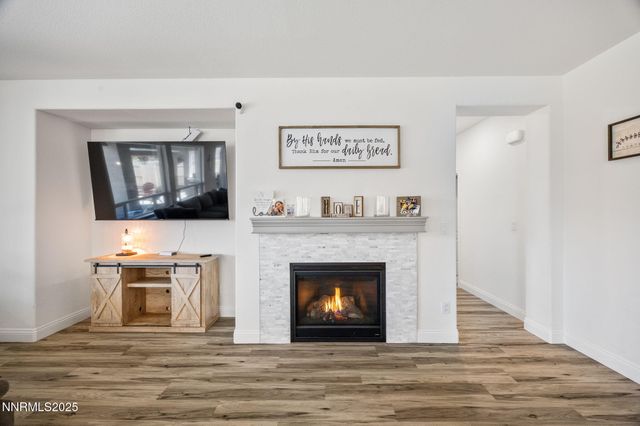 1010 Garden Pond Way, Sparks, NV 89441