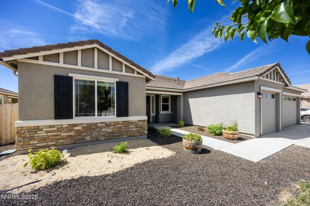 1010 Garden Pond Way, Sparks, NV 89441