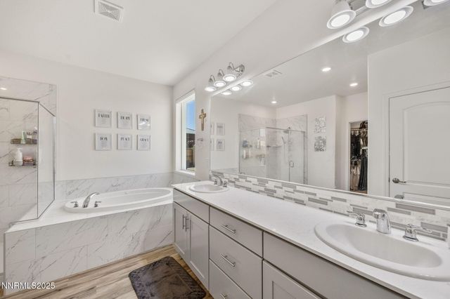 1010 Garden Pond Way, Sparks, NV 89441