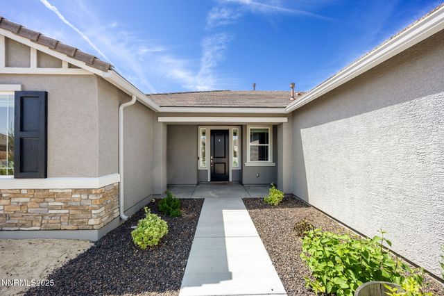 1010 Garden Pond Way, Sparks, NV 89441