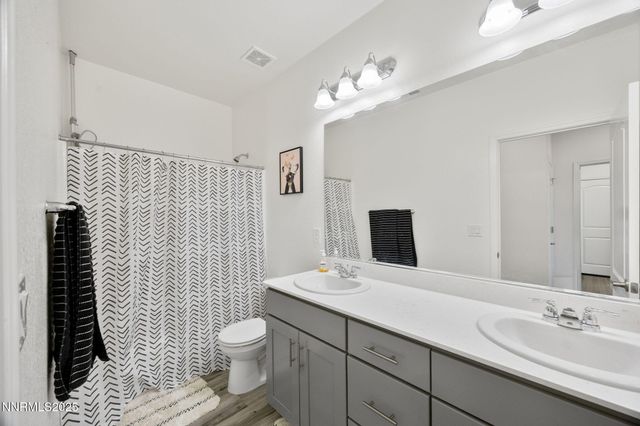 1010 Garden Pond Way, Sparks, NV 89441