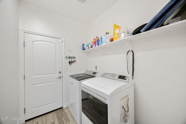 1010 Garden Pond Way, Sparks, NV 89441