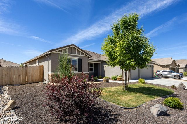 1010 Garden Pond Way, Sparks, NV 89441