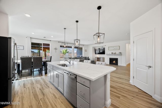 1010 Garden Pond Way, Sparks, NV 89441