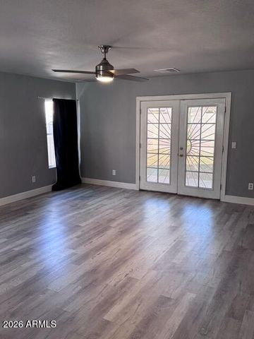 6242 W WOOD Street, Phoenix, AZ 85043