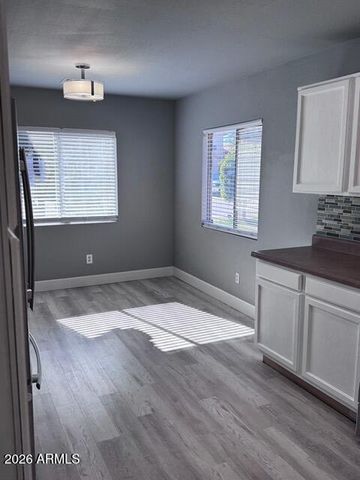 6242 W WOOD Street, Phoenix, AZ 85043