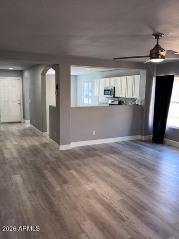 6242 W WOOD Street, Phoenix, AZ 85043