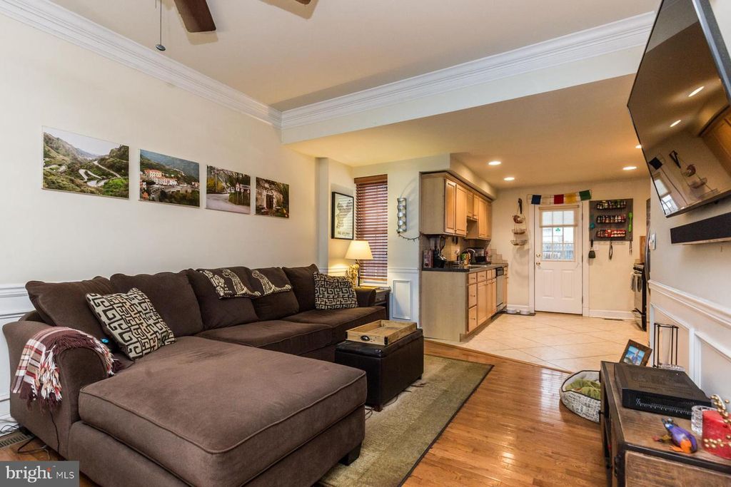 916 S 25TH ST, Philadelphia, PA 19146