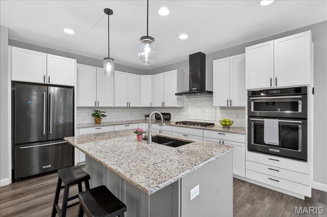 544 Miralago Shore Drive, St Peters, MO 63376