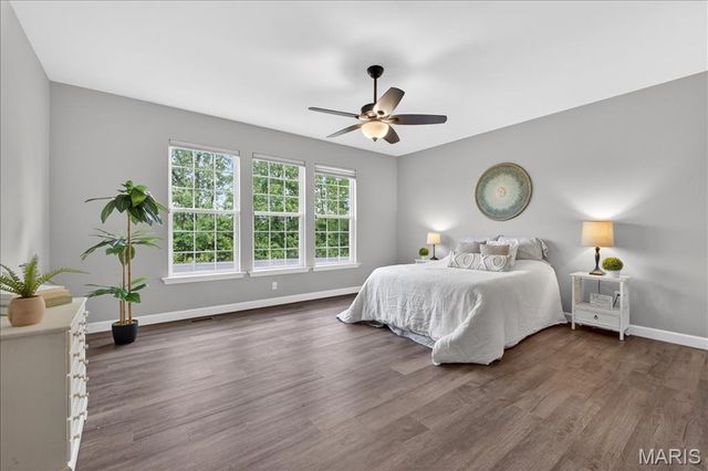 544 Miralago Shore Drive, St Peters, MO 63376