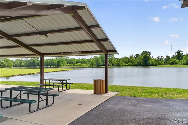 544 Miralago Shore Drive, St Peters, MO 63376